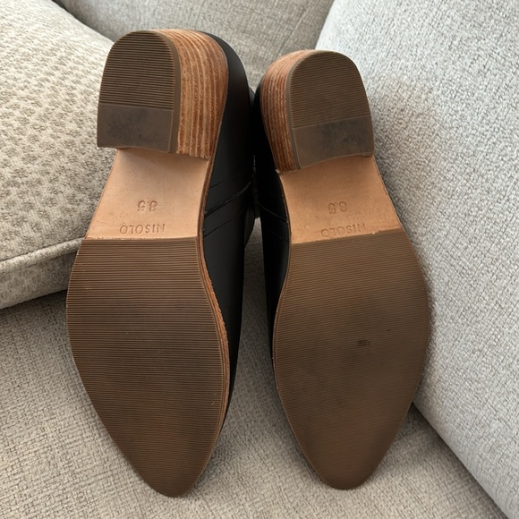 Nisolo Mia Everyday Ankle Boot. Black. Size 8.5 - Picture 7 of 9